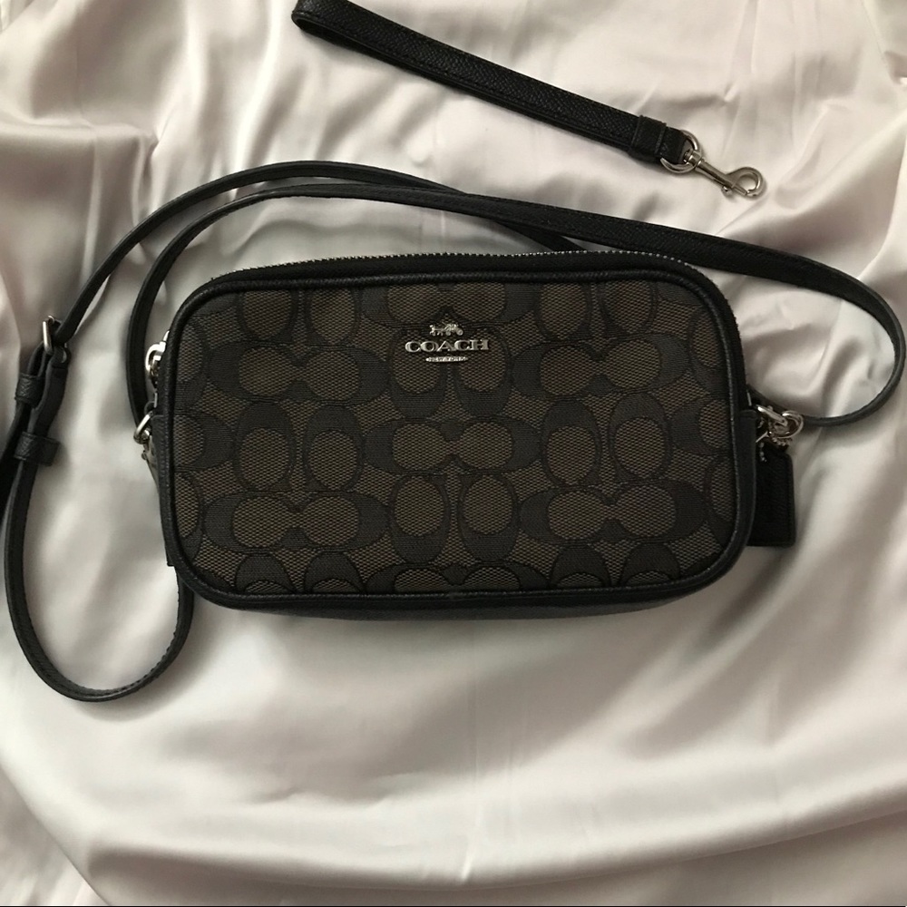 Coach Crossbody Bag 🖤